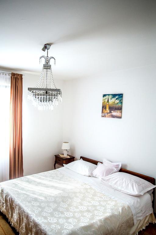 Split Apartments Shell Экстерьер фото